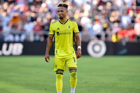 Hany Mukhtar (Nashville SC) | 27 | 0 A-Länderspiele - In der nordamerikanischen MLS hat der frühere Herthaner eine imposante Entwicklung hingelegt. Wurde mit 23 Treffern nicht nur Torschützenkönig, sondern auch MVP. Dennoch sind Mukhtars Aktien in Deutschland recht überschaubar, eine WM-Berufung wäre eine Sensation. Und: Als offensiver Mittelfeldspieler bzw. hängende Spitze wäre auch der gebürtige Berliner kein idealer Werner-Ersatz.