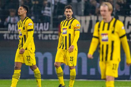 Platz 6: Borussia Dortmund | 25 Punkte | 25:21 Tore | Note: 4,0 - Zwar trennen den BVB nach 15 Partien nur zwei Punkte von einem Champions-League-Platz, unter dem Strich sind sechs Niederlagen jedoch viel zu viel. Nur wenige Stars erfüllten die Erwartungen, selbst bei Siegen wirkte das Team oftmals wenig souverän. Mit der Meisterschaft wird es so garantiert nichts, selbst die Königsklasse ist in Gefahr.
