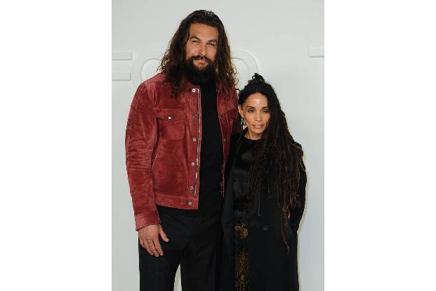 Gerüchten zufolge hatten Jason Momoa und Lisa Bonet schon 2007 geheiratet. Daher war es eine Überraschung für alle Fans des Traumpaares, als sie 2017 schließlich bekannt gaben, endlich ein Ehepaar zu ...