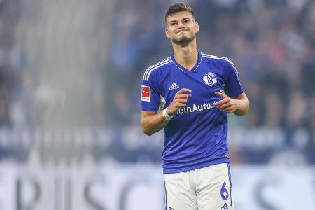 Tom Krauß - Note: 2,5 - Hielt den Raum vor der Abwehr in der Anfangsphase sehr kompakt. Sammelte etliche wichtige Tacklings. Taktisch zudem sehr diszipliniert und aufmerksam. Rettete gegen Gnabry einmal kurz vor der Linie (26.).