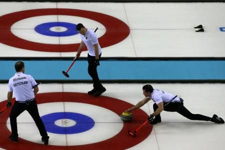 Curling-EM: Männer auf Kurs - Frauen mit Pleitenserie