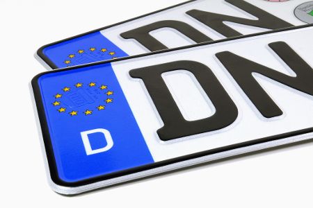 Aufbau, Beschaffenheiten, Infos: Das müssen Sie zum Kfz-Kennzeichen wissen Aufbau, Beschaffenheiten, Infos: Das müssen Sie zum Kfz-Kennzeichen wissen