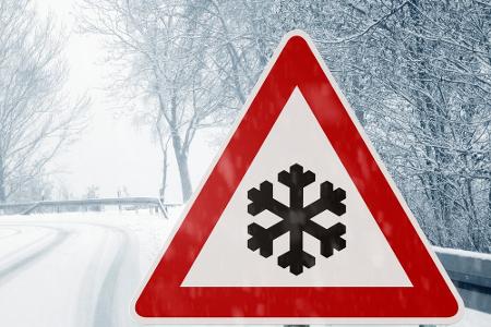 Besonders bei nicht geräumten Straßen
