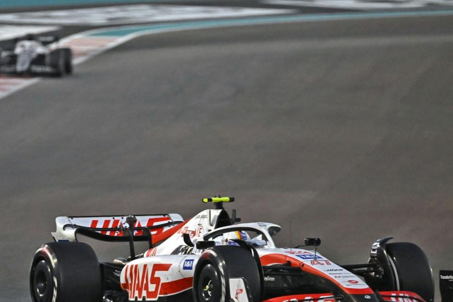 Hülkenberg dreht Runden im Haas: