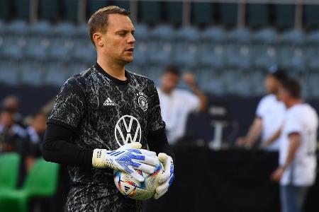 Tor: Manuel Neuer (FC Bayern) - Startelf-Chance: 100% - Fehlte im Oktober zwar wegen einer Schulterverletzung, feierte aber rechtzeitig sein Comeback und ist bei der WM als Kapitän gesetzt. Im letzten Test gegen den Oman mehr im Fokus als gedacht.