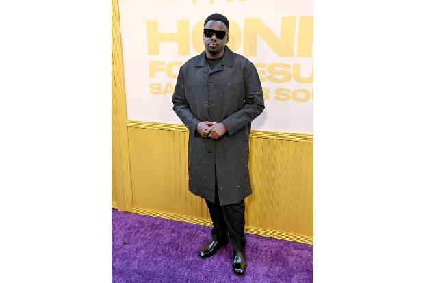 Daniel Kaluuya verbindet High Fashion mit der 