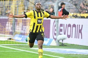 Moukoko will in Dortmund verlängern