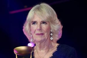 Königsgemahlin Camilla bricht mit jahrhundertealter Tradition