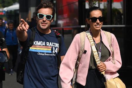 Fernando Alonso (Alpine) - Note: 2,5 - Auch mit 41 Jahren hat der zweifache Weltmeister noch nichts von seiner Klasse eingebüßt. Im Sommer fuhr Alonso zehnmal in Folge in die Punkte, das schaffte sonst kein Fahrer der Mittelfeld-Teams. Zum Jahresende mit viel Pech behaftet. Alonso will im kommenden Jahr als Vettel-Nachfolger den nächsten Schritt mit Aston Martin machen.