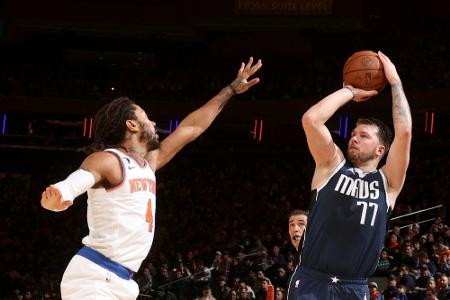 Mavericks gewinnen im Madison Square Garden Mavericks gewinnen im Madison Square Garden