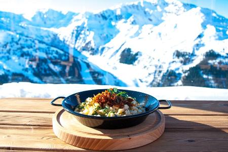 Deftige Küche, aber vegetarisch: In drei Rezepten durch die Alpen