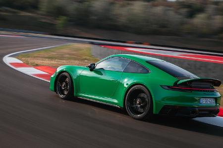 Porsche 911 GTS 992