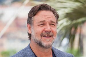 Russell Crowe: Unliebsame Begegnung mit einer giftigen Schlange