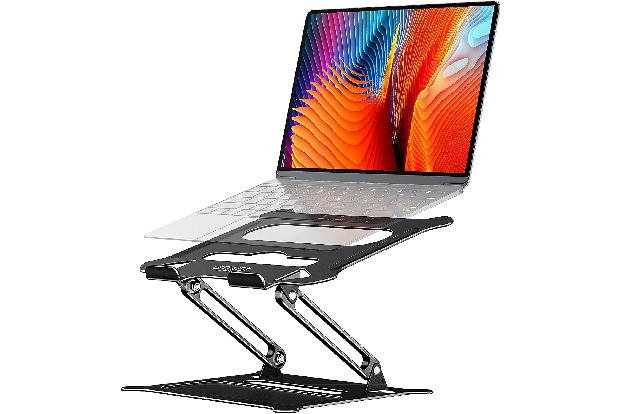 Laptop-Ständer von Urmust