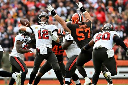NFL: Brady verliert nach Heimkehr aus München NFL: Brady verliert nach Heimkehr aus München