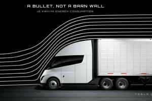 Erste Tesla Trucks ausgeliefert