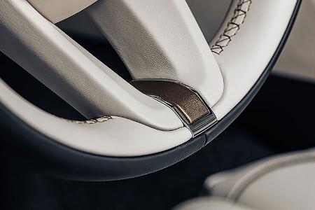 Bentley Flying Spur Hybrid The Surgeon