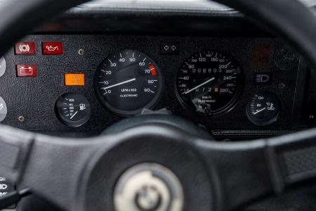 01/2021 BMW_M1_AHG_Studie