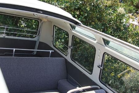 1967-VW-Transporter-Type-241