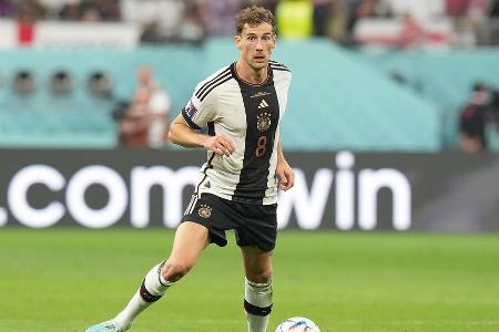 Leon Goretzka - Note 3,5 - Gegen Japan nur Joker, gegen Spanien als zweiter Sechser neben Kimmich aufgeboten. Trieb früh einen Konter bis vor das spanische Tor, hatte abseits dessen aber Mühe, zu seinem Spiel zu finden. Auffällig aber sein unbändiger Wille und Einsatz.