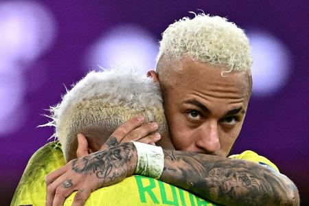 Pele gratuliert Neymar zum Torrekord