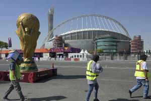 Menschenrechtsorganisationen: "FIFA täuscht die Welt"