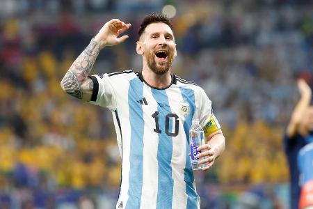 Lionel Messi in Saudi-Arabien ebenfalls hoch im Kurs - Glaubt man dem britischen Journalisten Ben Jacobs, steht auch der langjährige CR7-Rivale Lionel Messi in Saudi-Arabien hoch im Kurs. Al-Hilal könnte sein Glück beim argentinischen Superstar versuchen, heißt es. Allerdings will Paris Saint-Germain den auslaufenden Vertrag mit Messi verlängern und auch Inter Miami aus den USA macht sich Hoffnungen auf eine Verpflichtung.