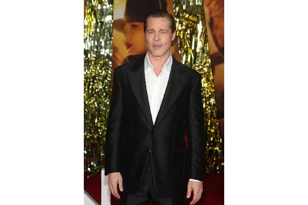Lauter große Namen: Auch Brad Pitt darf sich für seine Rolle als Stummfilmstar Jack Conrad Hoffnungen auf einen Golden Globe machen.