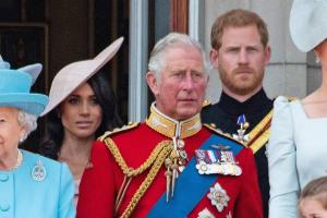 König Charles III. lädt Harry und Meghan zur Krönung ein