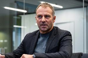 Flick sieht keinen großen Umbruch Richtung Heim-EM