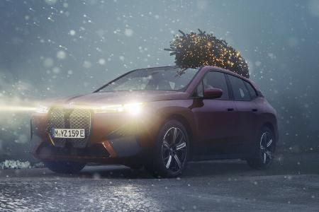 BMW iX Winter Frost Schnee Weihnachten Elektroauto