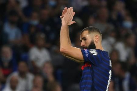 Benzema verkündet Rücktritt aus der Nationalmannschaft Benzema verkündet Rücktritt aus der Nationalmannschaft