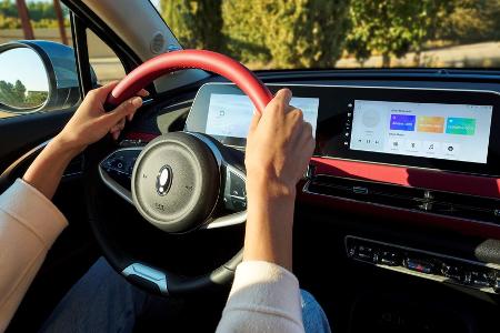 Sprachsteuerung im Trend: Wo smarte Assistenten überall helfen Sprachsteuerung im Trend: Wo smarte Assistenten überall helfen