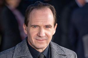 Ralph Fiennes wird 60: Sechs Fakten zum Fiesling mit Herz