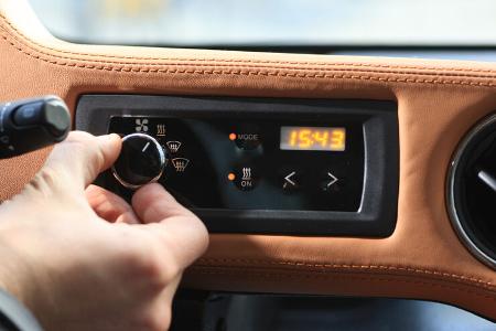 Microbus Mia, Radio