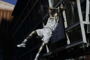 Nowitzki-Statue in Dallas enthüllt: "Super emotional"