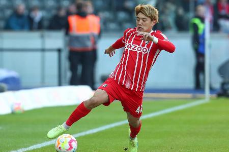 Internationale Klasse 4 - Ritsu Doan (SC Freiburg) - Position im Sommer: -
