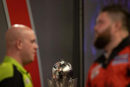 Finale sorgt für 180er-Rekord bei der Darts-WM Finale sorgt für 180er-Rekord bei der Darts-WM