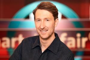 "hart aber fair": Moderator Louis Klamroth verspricht Neuerungen