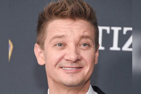 Jeremy Renner feiert nach Schneepflug-Unfall Geburtstag im Krankenhaus