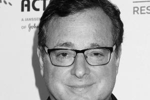 Ein Jahr nach Tod: Witwe und "Full House"-Stars erinnern an Bob Saget
