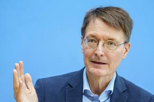 Karl Lauterbach will im Sommer wieder Urlaub machen