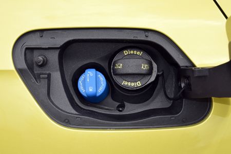 Diese wichtigen Dinge über AdBlue wissen viele Autofahrer nicht Diese wichtigen Dinge über AdBlue wissen viele Autofahrer nicht
