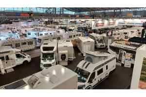 Messe-Rundgang für Campingfans