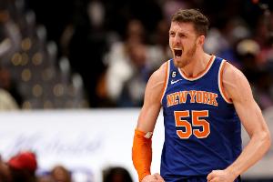 Dank überragendem Randle: Hartenstein und Knicks siegen