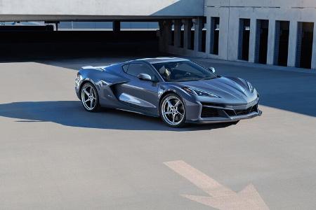 Chevrolet eAWD Corvette E-Ray (2023)