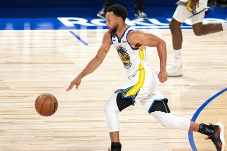 NBA: Celtics siegen weiter - Curry mit spektakulärem Treffer