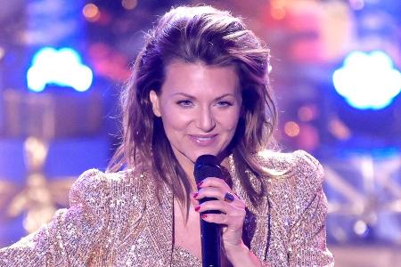 Ella Endlich ist schwanger: Sie zeigt ihr Ella Endlich ist schwanger: Sie zeigt ihr
