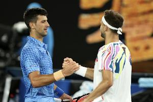 Djokovic erreicht das Achtelfinale - Aus für Murray