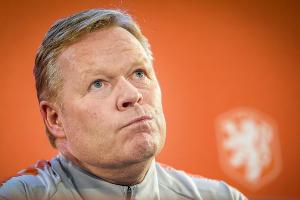 Koeman bricht mit van Gaals System